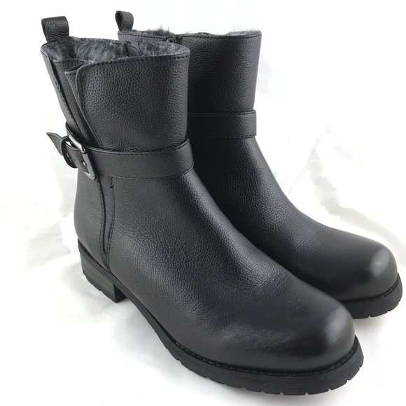 clarks women's ankle boots black leather